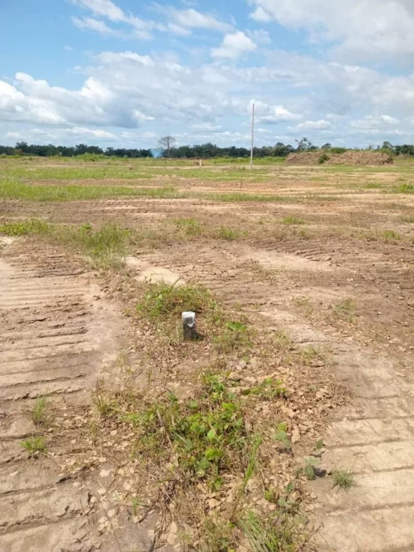 Terrain de 407 m² à Cité Atlantide 2, Motobé (Alépé)